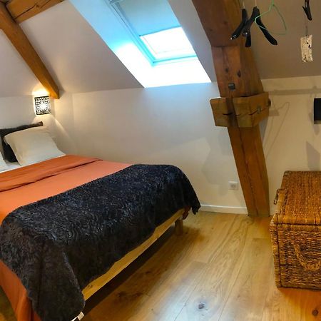 Apartamento Sous Les Toits De Fleury Dijon Exterior foto