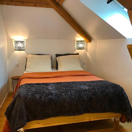 Apartamento Sous Les Toits De Fleury Dijon Exterior foto